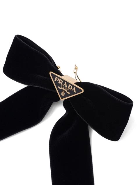 prada bow.